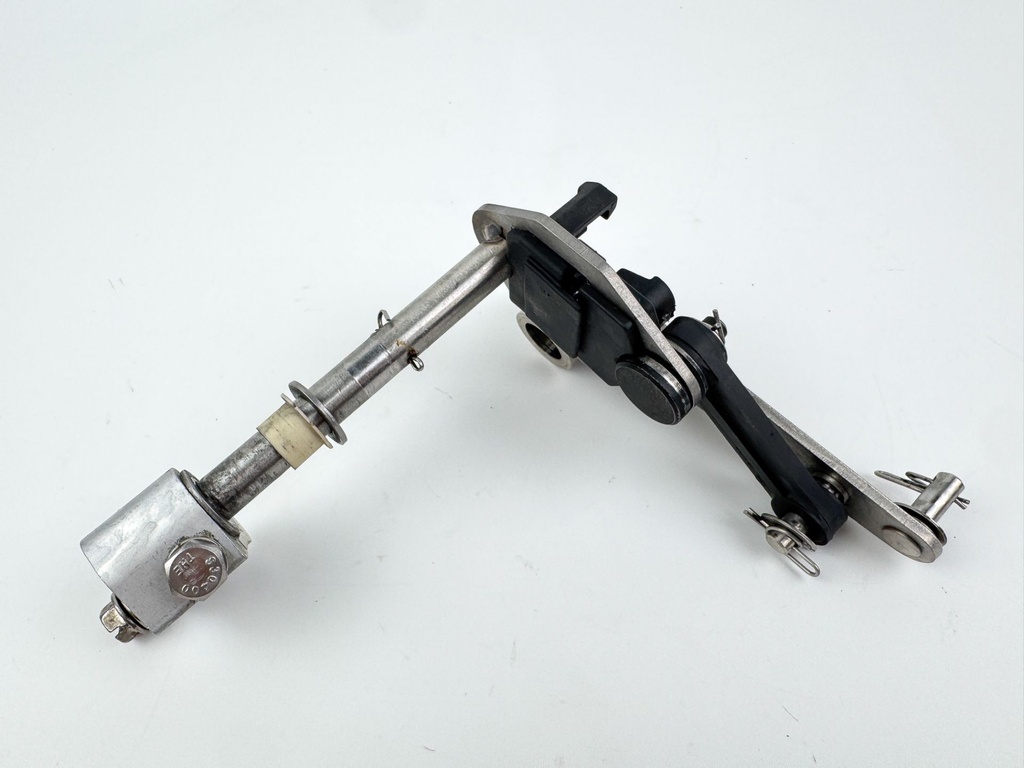 2010 Evinrude 250 HP 2 Stroke Outboard Shift Lever Control Assembly 5005919 OEM