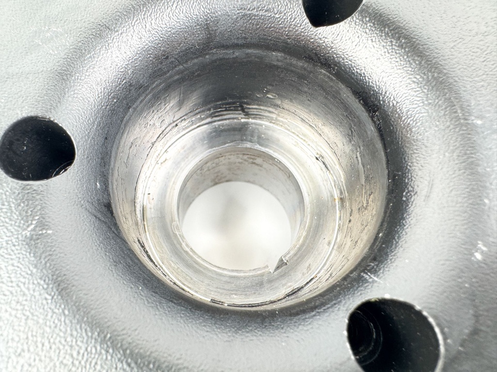 Evinrude Etec 2 Stroke Outboard 225 250 300 HP Flywheel 0586814