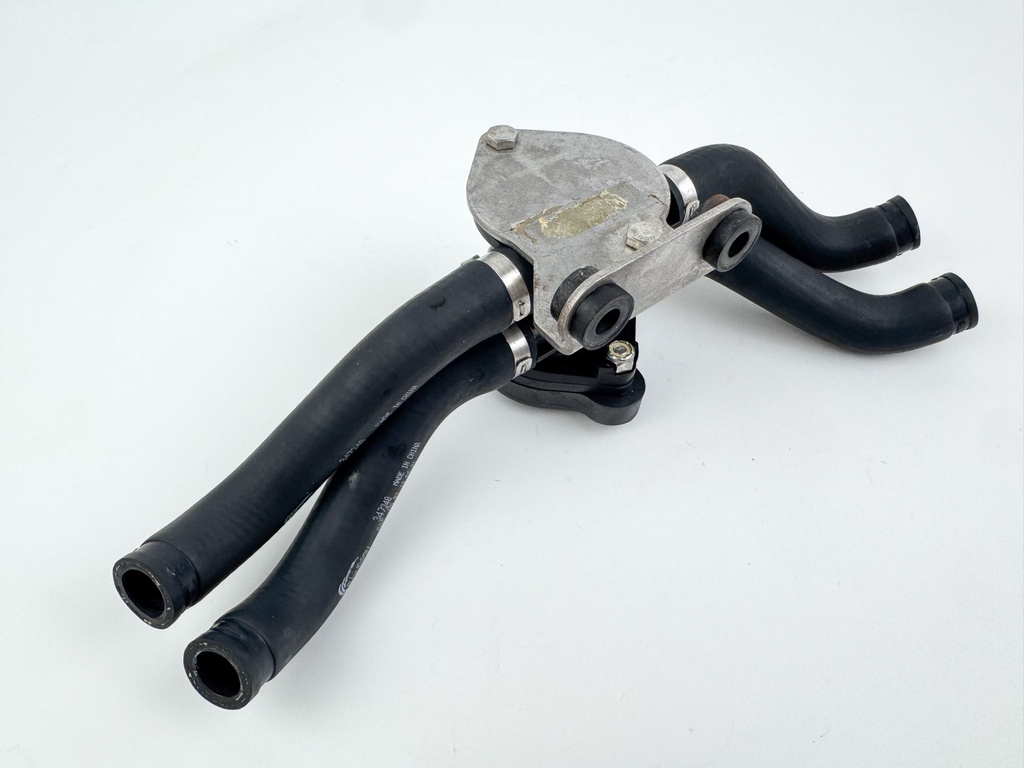 2010 Evinrude 250 HP 2 Stroke Outboard Pressure Relief Valve 5007970 OEM