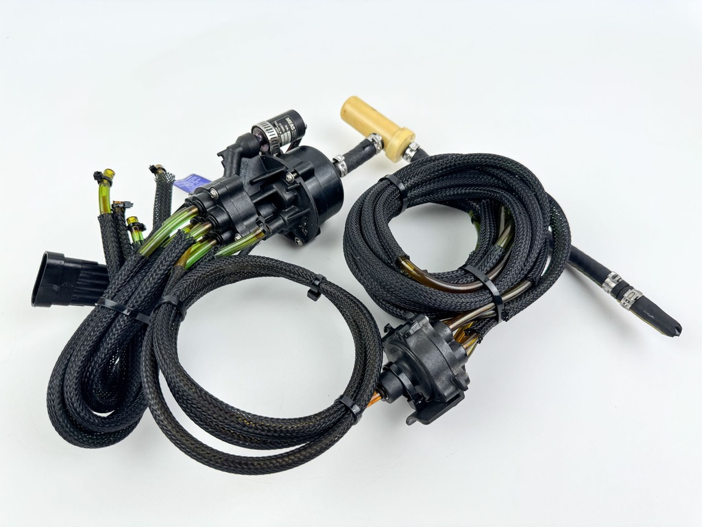 2010 Evinrude 250 HP 2 Stroke Outboard Oil Pump 5007849 OEM