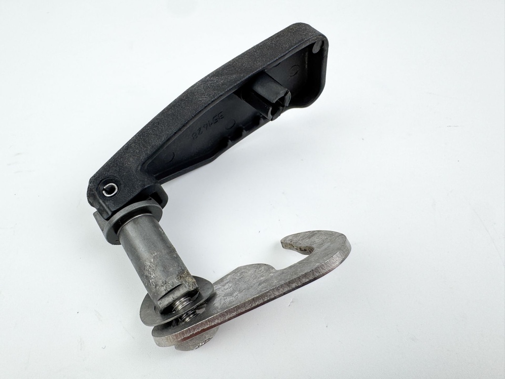 2010 Evinrude 250 HP 2 Stroke Outboard Rear Latch Handle 5005709 OEM