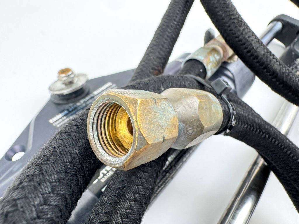 SeaStar Front Mount Outboard Hydraulic Steering Cylinder Assembly Ram HC5345