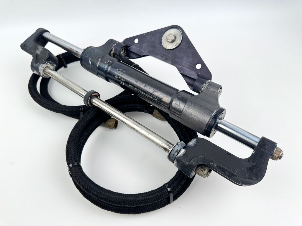 SeaStar Front Mount Outboard Hydraulic Steering Cylinder Assembly Ram HC5345