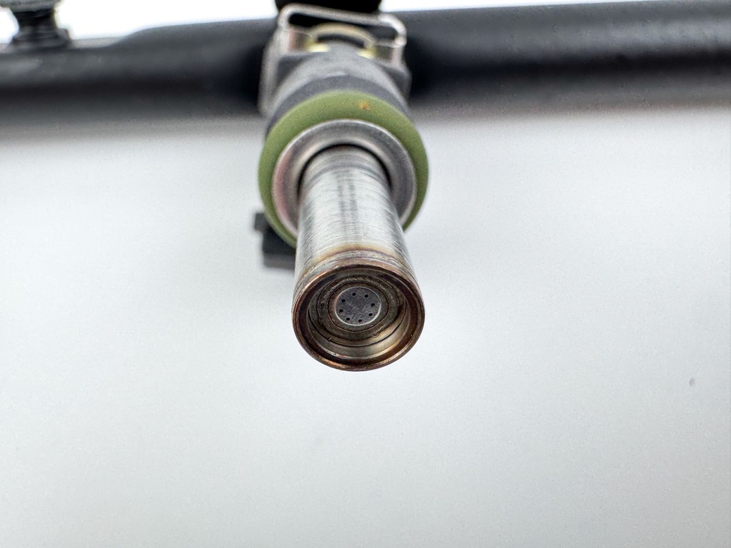 2017 Mercury 150 HP 4 Stroke Outboard Fuel Injector Set W/ Rail 8M6000652 OEM