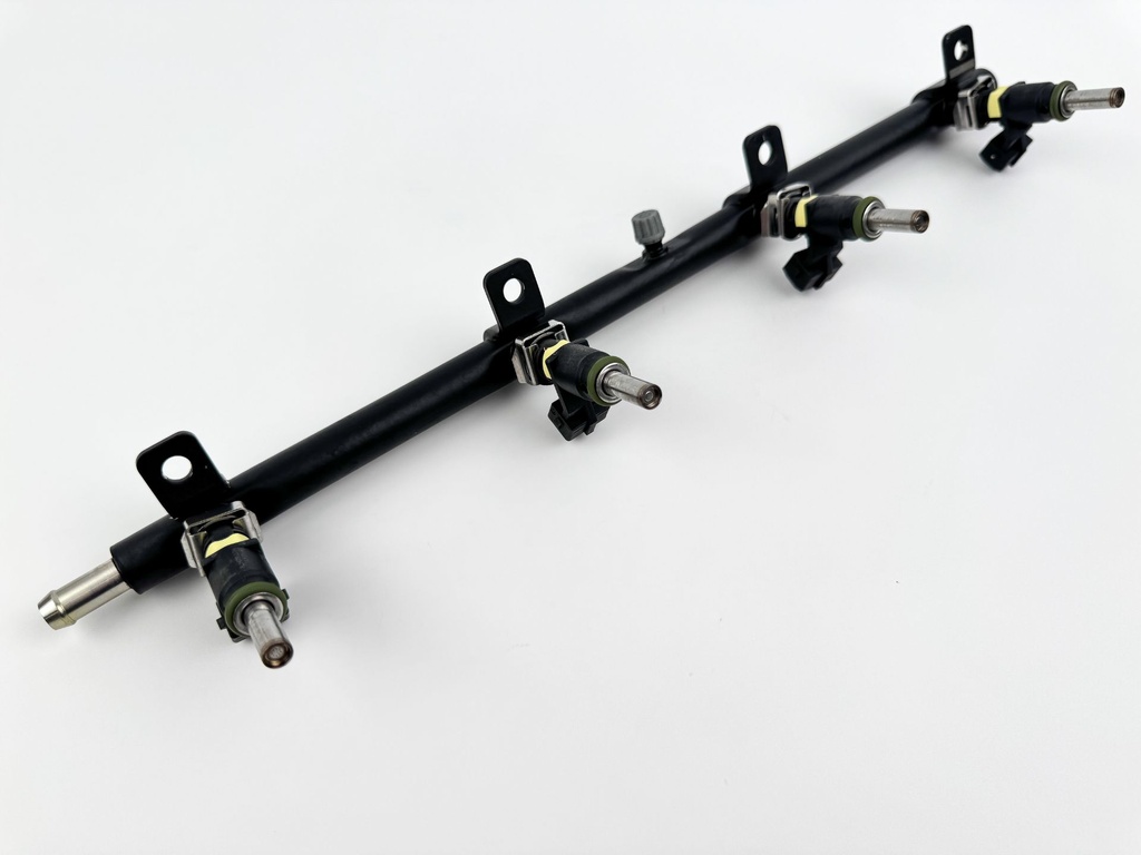 2017 Mercury 150 HP 4 Stroke Outboard Fuel Injector Set W/ Rail 8M6000652 OEM