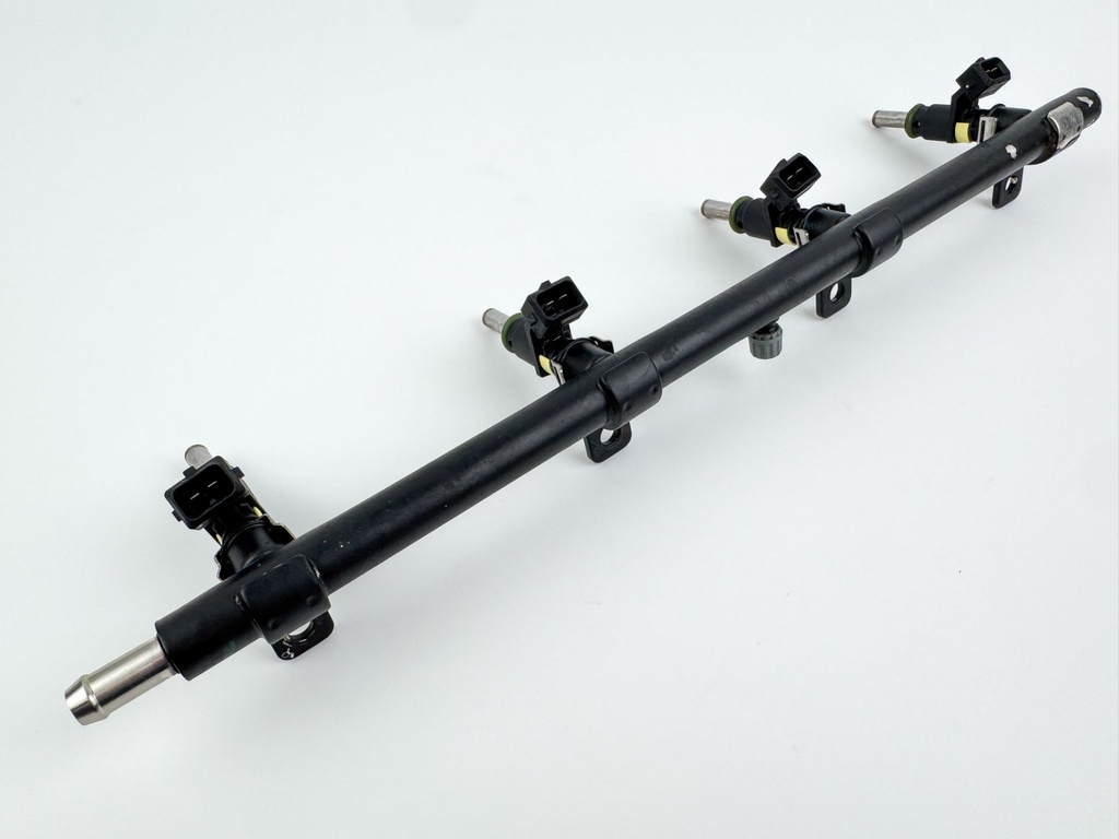 2017 Mercury 150 HP 4 Stroke Outboard Fuel Injector Set W/ Rail 8M6000652 OEM