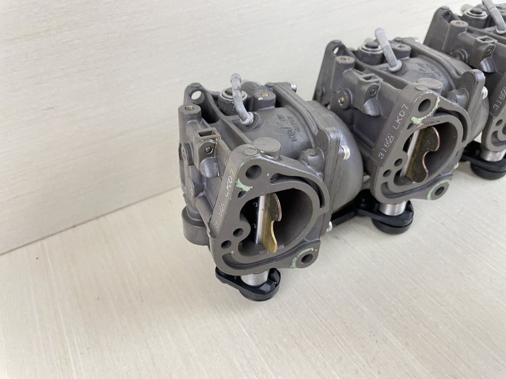 1998 Honda 50HP BF50 4 Stroke Outboard Carburetor Set 16100-ZW4-D23ZA