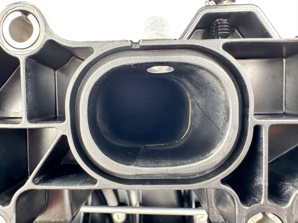 2017 Mercury 150 HP 4 Stroke Outboard Intake Manifold 8M0057685 OEM