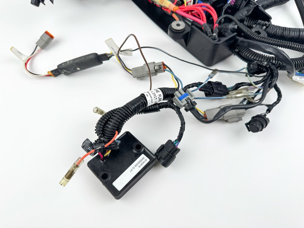 2017 Mercury 150 HP 4 Stroke Outboard Engine Wire Harness 8M0057696 OEM