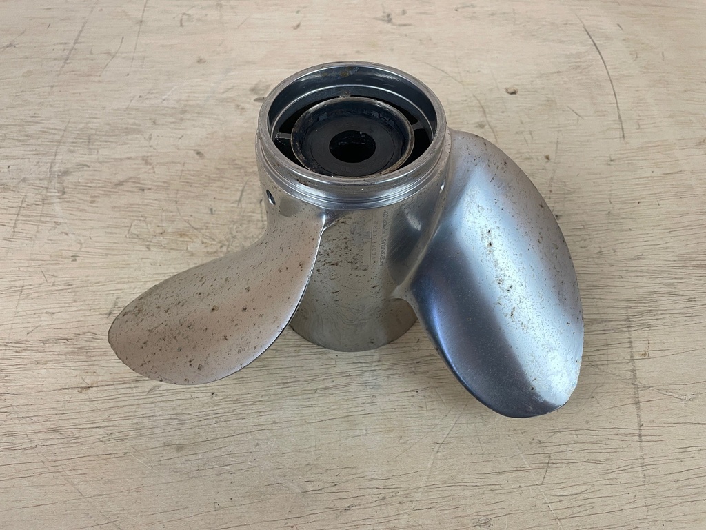 PowerTech Propellers RAF 3 Blade Stainless Steel Prop RH 40-140 HP Mercury