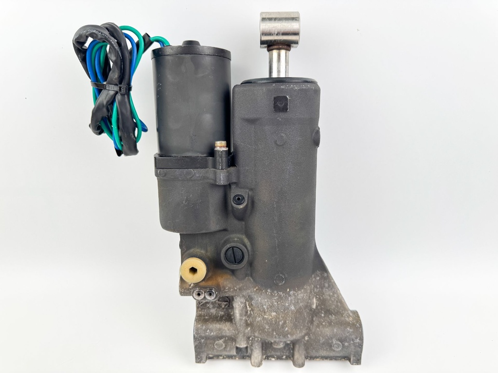 2017 Mercury 150 HP 4 Stroke Outboard Power Trim Tilt Unit 8M0168241 OEM