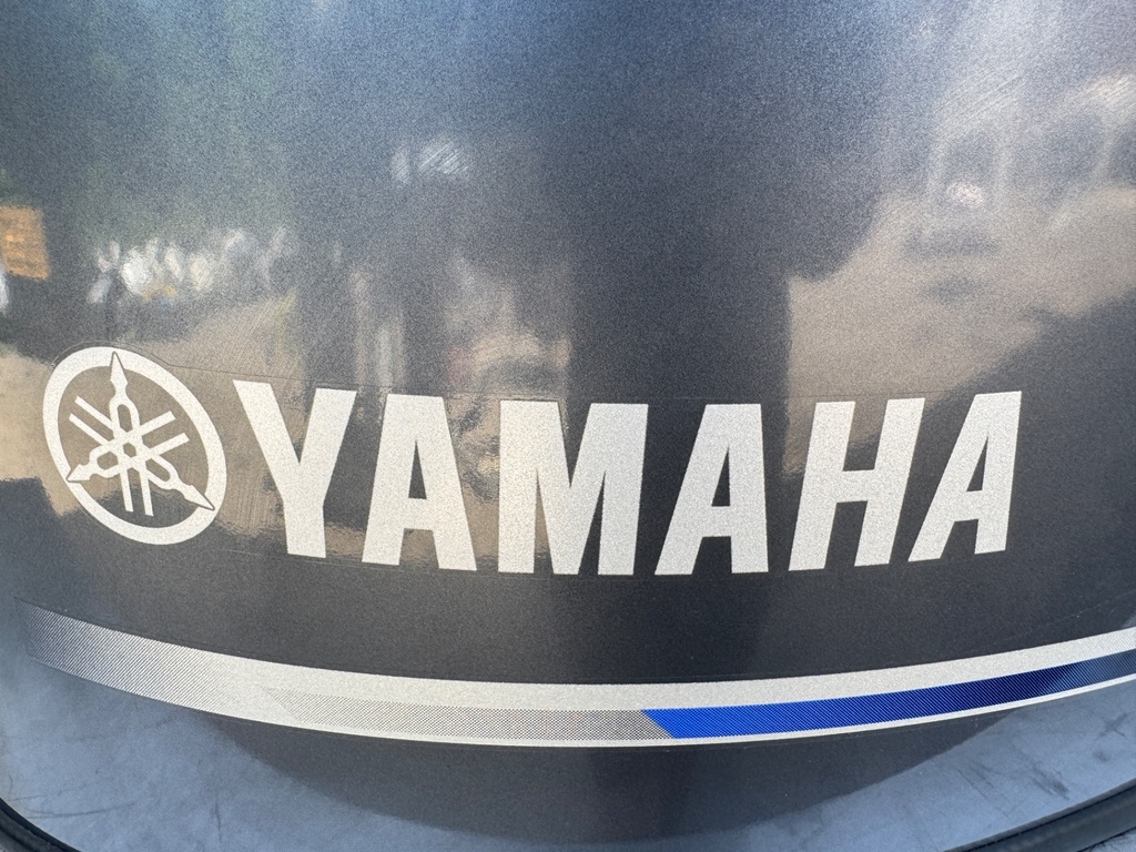 Yamaha 115HP 4 Stroke Outboard Top Cowling Cover Hood 6EK-42610-00-00 2014+