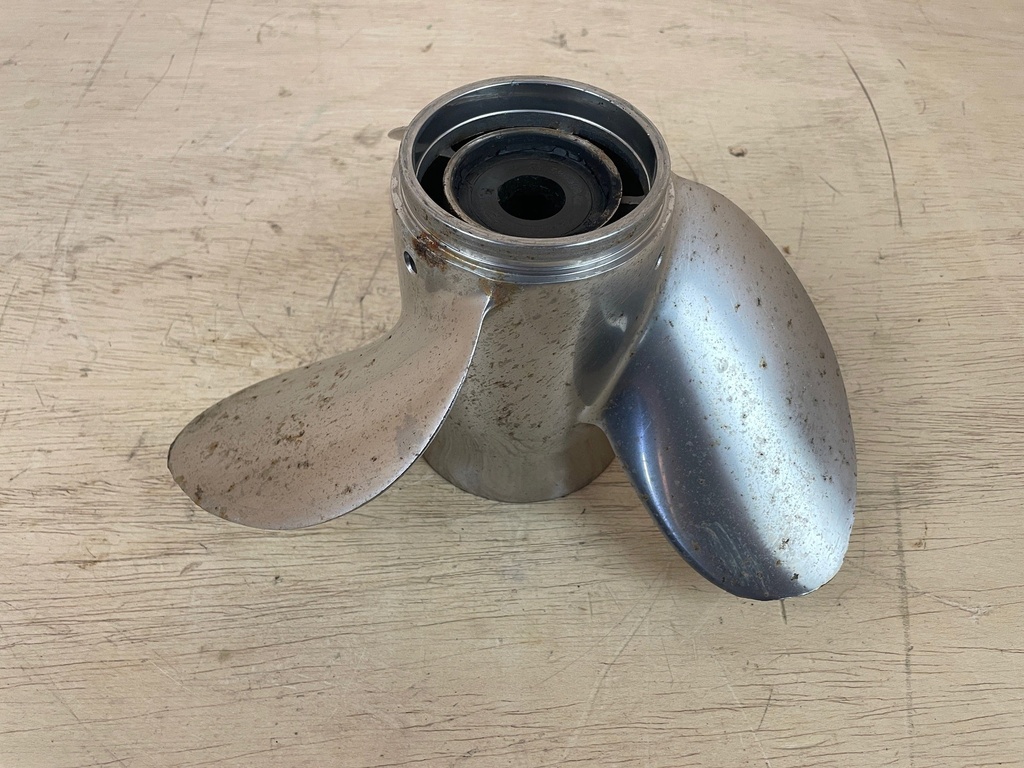 PowerTech Propellers RAF 3 Blade Stainless Steel Prop RH 40-140 HP Mercury