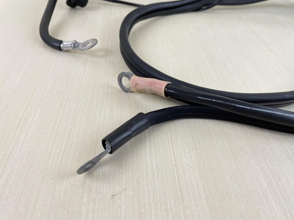 1998 Honda 50HP 4 Stroke Outboard Battery Starter Cable Assembly 32410-ZV5-820