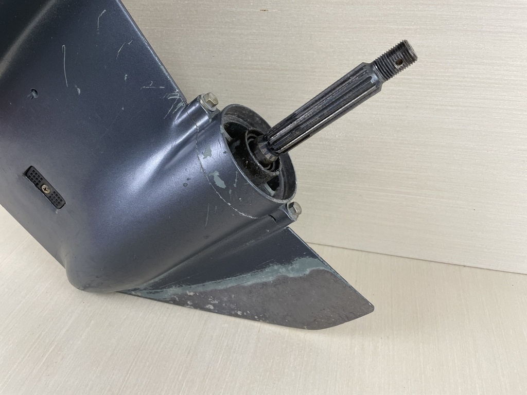 2005 Yamaha 50HP 2 Stroke Outboard 20" L Lower Unit Gearcase RH 63D-45300-11-4D  