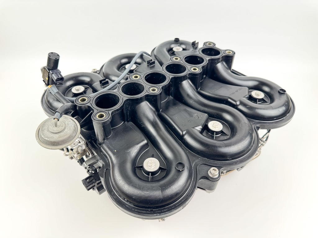 2010 Suzuki 250 HP 4 Stroke Outboard Air Intake Collector 13130-93J21 OEM