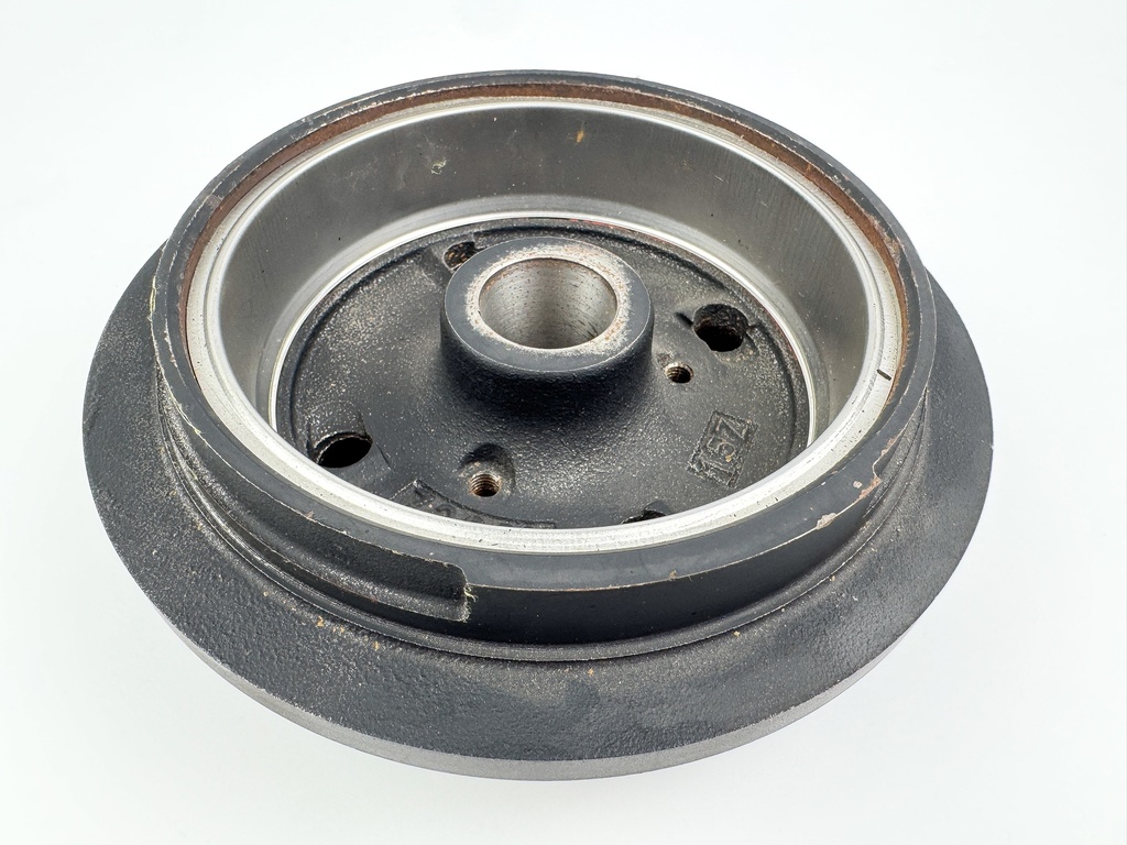 2010 Yamaha 25HP 4 Stroke Outboard Rotor Assembly Flywheel 6BL-85550-10-00