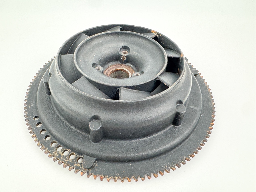 Johnson Evinrude 2 Stroke Outboard Flywheel 0586422