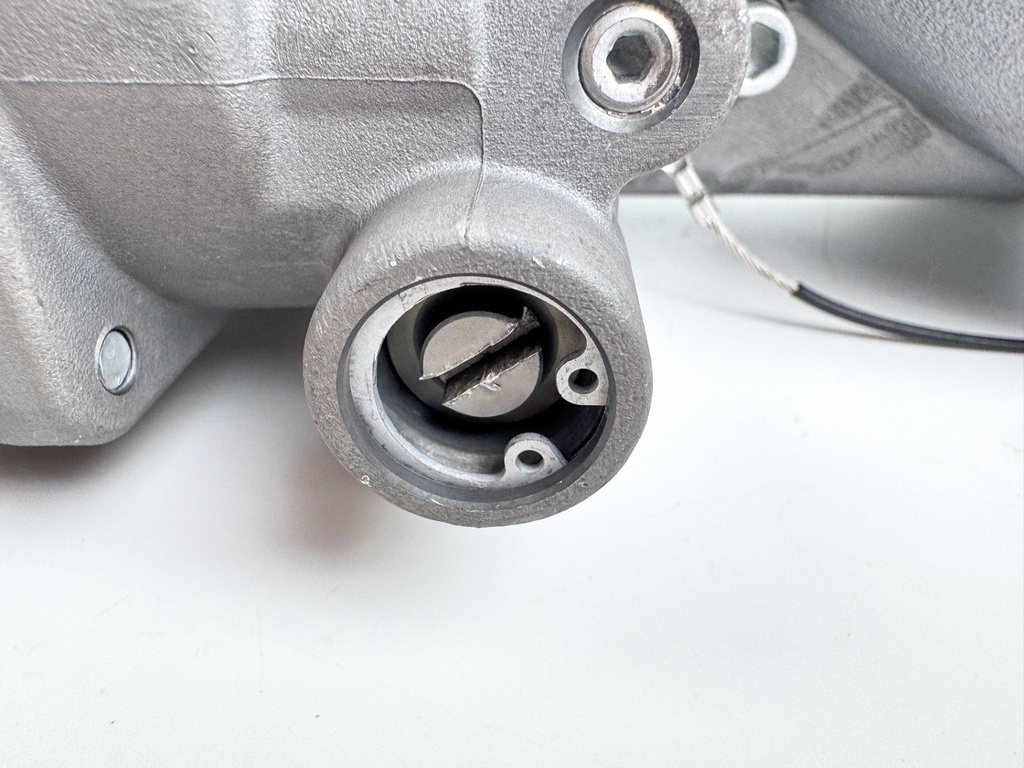 Suzuki DF 115 140 150 175 200 HP 4 Stroke Outboard Power Trim Tilt Unit Like New