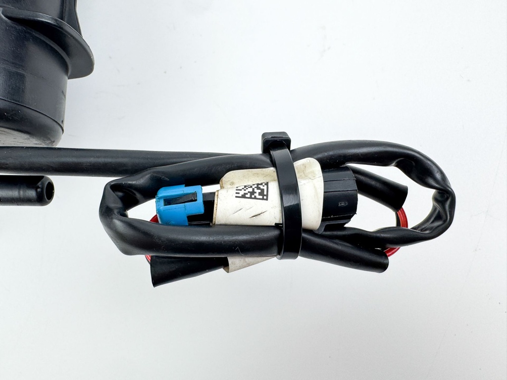 2020 Mercury 250 HP 4 Stroke Outboard Vapor Separator Tank VST 8M0132732 OEM