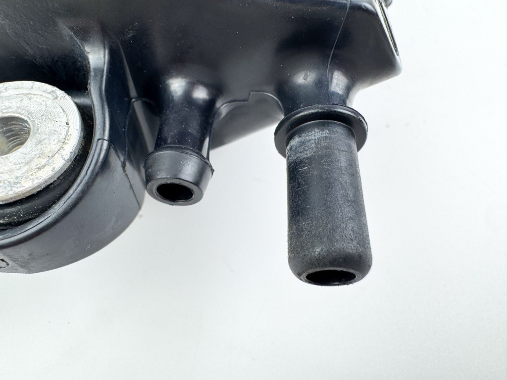 2020 Mercury 250 HP 4 Stroke Outboard Vapor Separator Tank VST 8M0132732 OEM