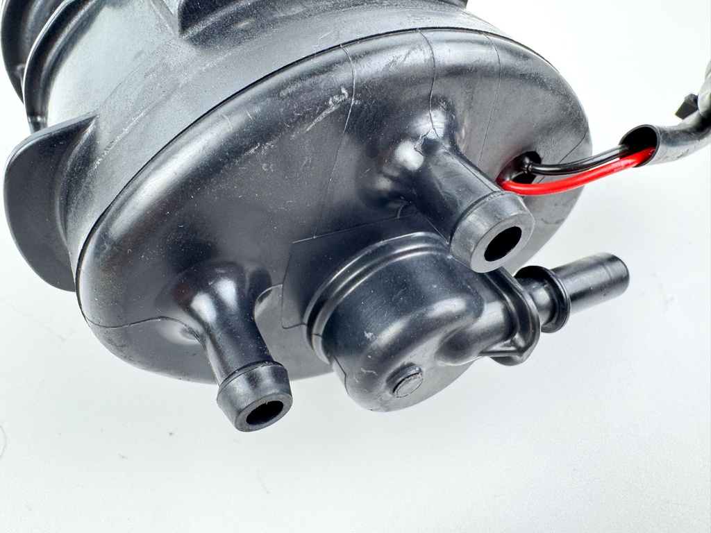 2020 Mercury 250 HP 4 Stroke Outboard Vapor Separator Tank VST 8M0132732 OEM