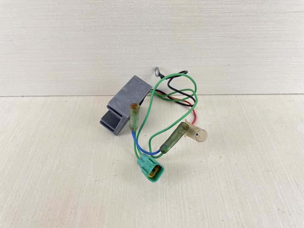 2000 Yamaha 50HP 2 Stroke Outboard Rectifier & Regulator Assembly 6H2-81960-10-00