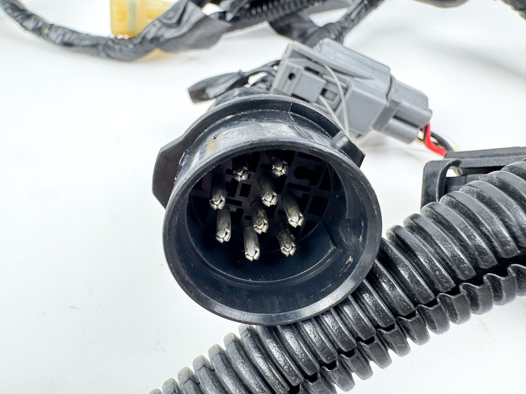 2003 Yamaha 115 HP 4 Stroke Outboard Engine Wire Harness 68V-82590-20-00 OEM