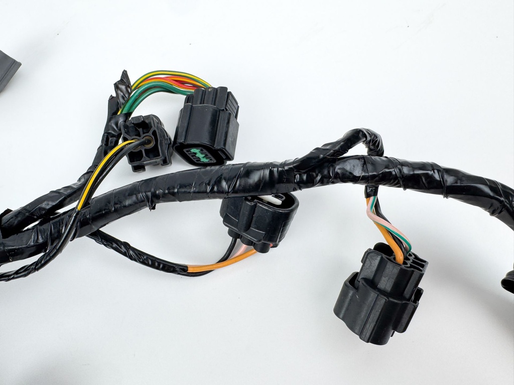 2003 Yamaha 115 HP 4 Stroke Outboard Engine Wire Harness 68V-82590-20-00 OEM