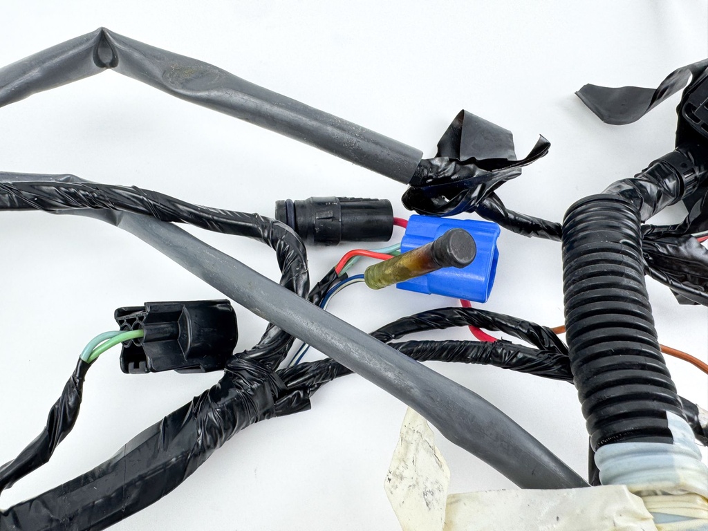 2003 Yamaha 115 HP 4 Stroke Outboard Engine Wire Harness 68V-82590-20-00 OEM