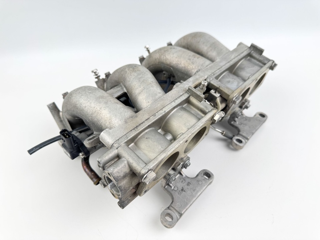 2003 Yamaha 115 HP 4 Stroke Outboard Intake Manifold & Throttle Body 68V-13751-01-00 OEM