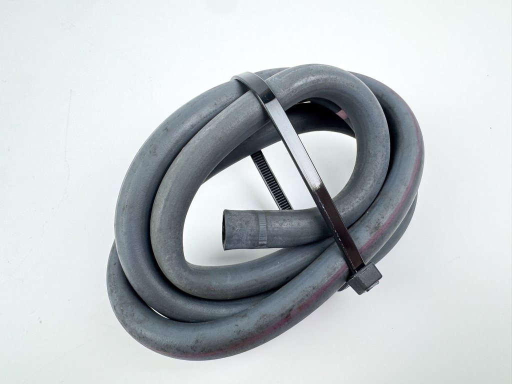 2003 Yamaha 115 HP 4 Stroke Outboard Fresh Water Flush Port 67F-12535-01-00 OEM