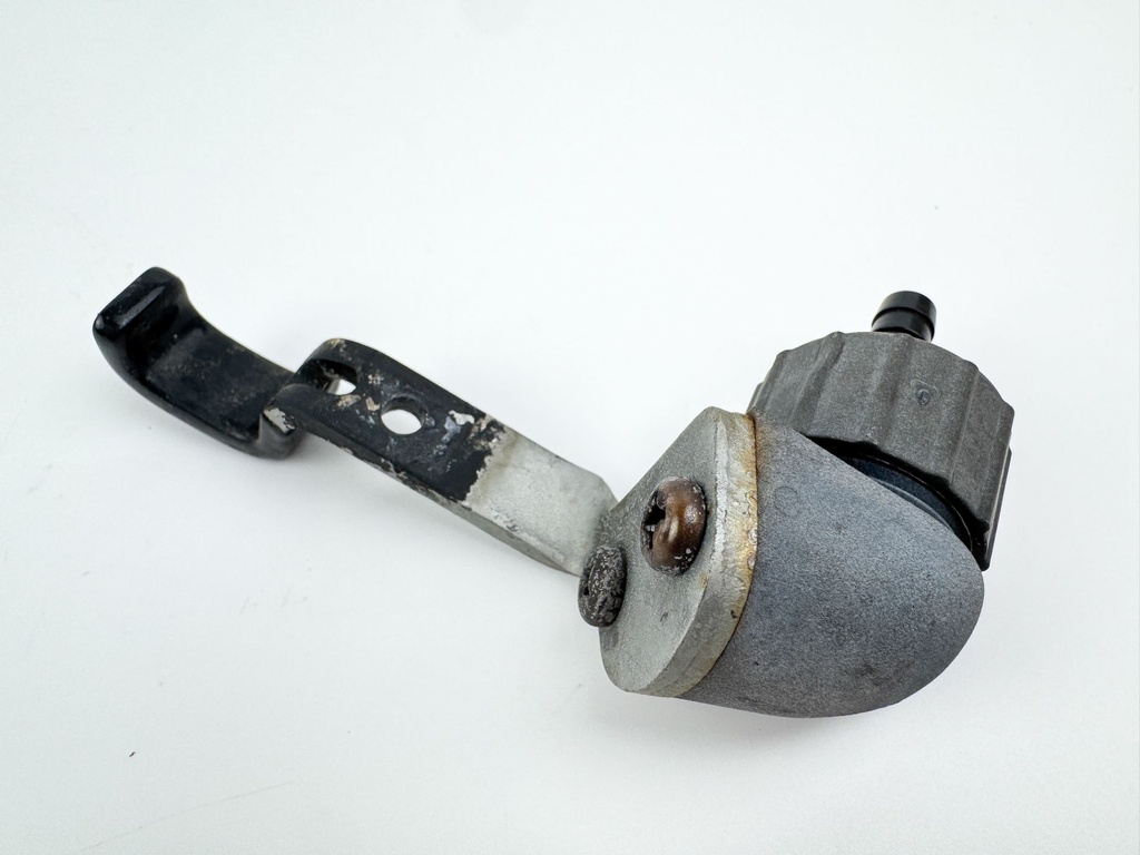 2003 Yamaha 115 HP 4 Stroke Outboard Fresh Water Flush Port 67F-12535-01-00 OEM