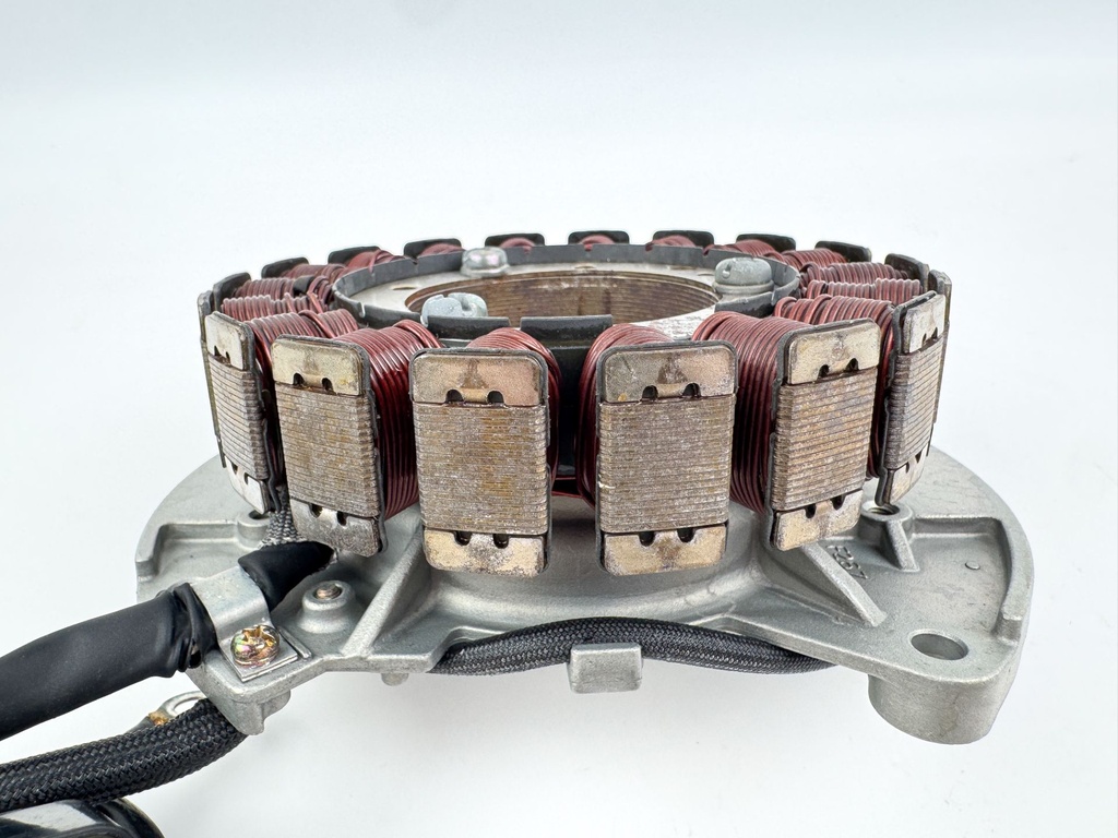 2003 Yamaha 115 HP 4 Stroke Outboard Coil Pulser Base Stator Assembly 68V-81460-00-00 OEM