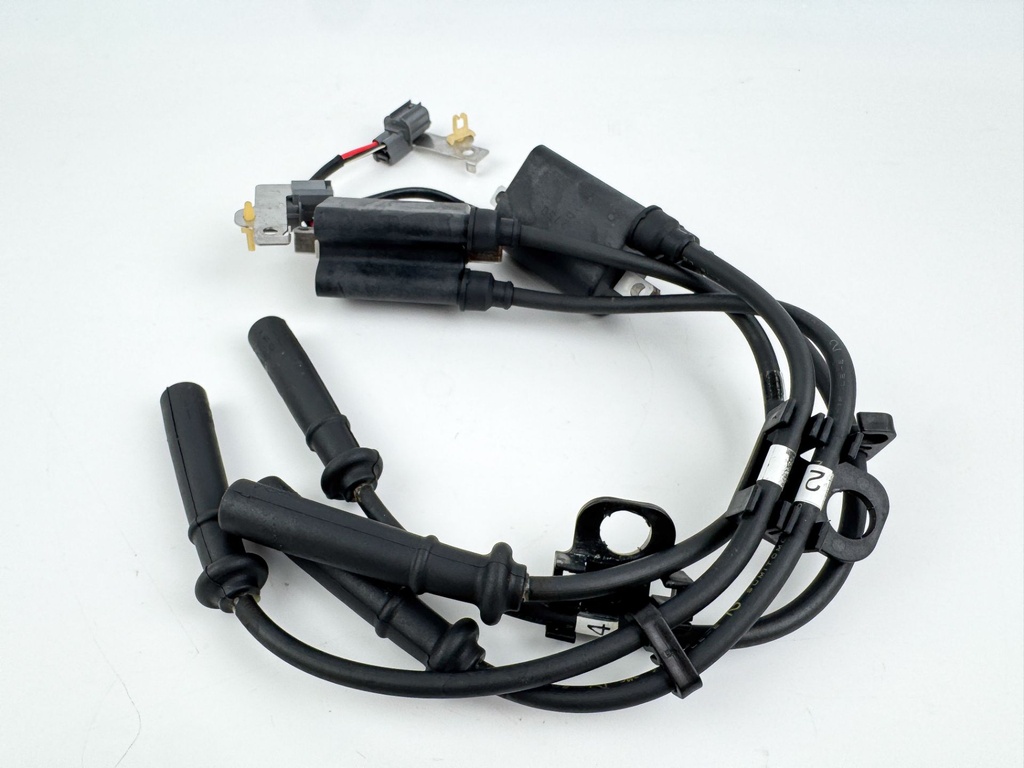 2003 Yamaha 115 HP 4 Stroke Outboard Ignition Coil Set 68V-82310-00-00 OEM