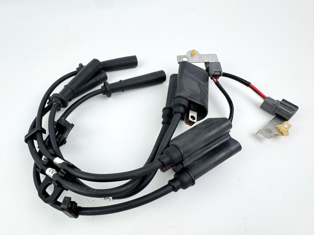 2003 Yamaha 115 HP 4 Stroke Outboard Ignition Coil Set 68V-82310-00-00 OEM