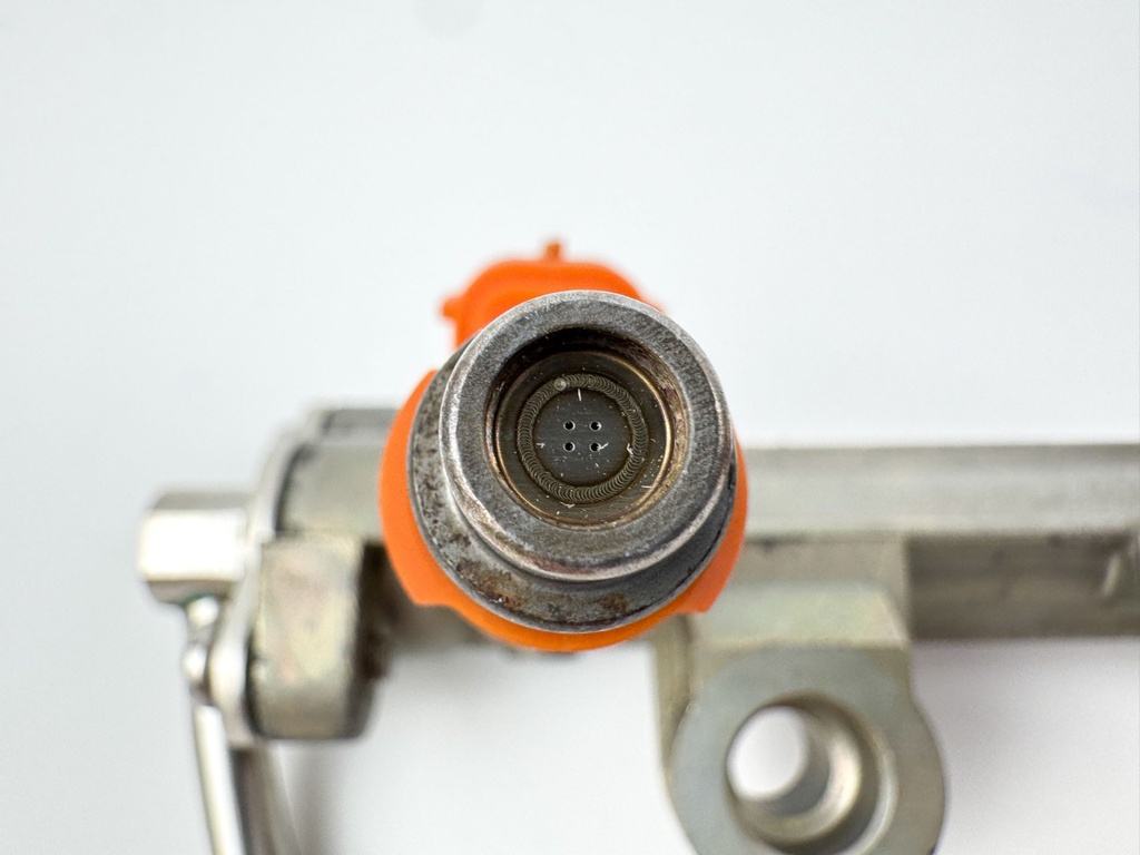 2003 Yamaha 115 HP 4 Stroke Outboard Fuel Injector Set Cleaned & Flow Tested