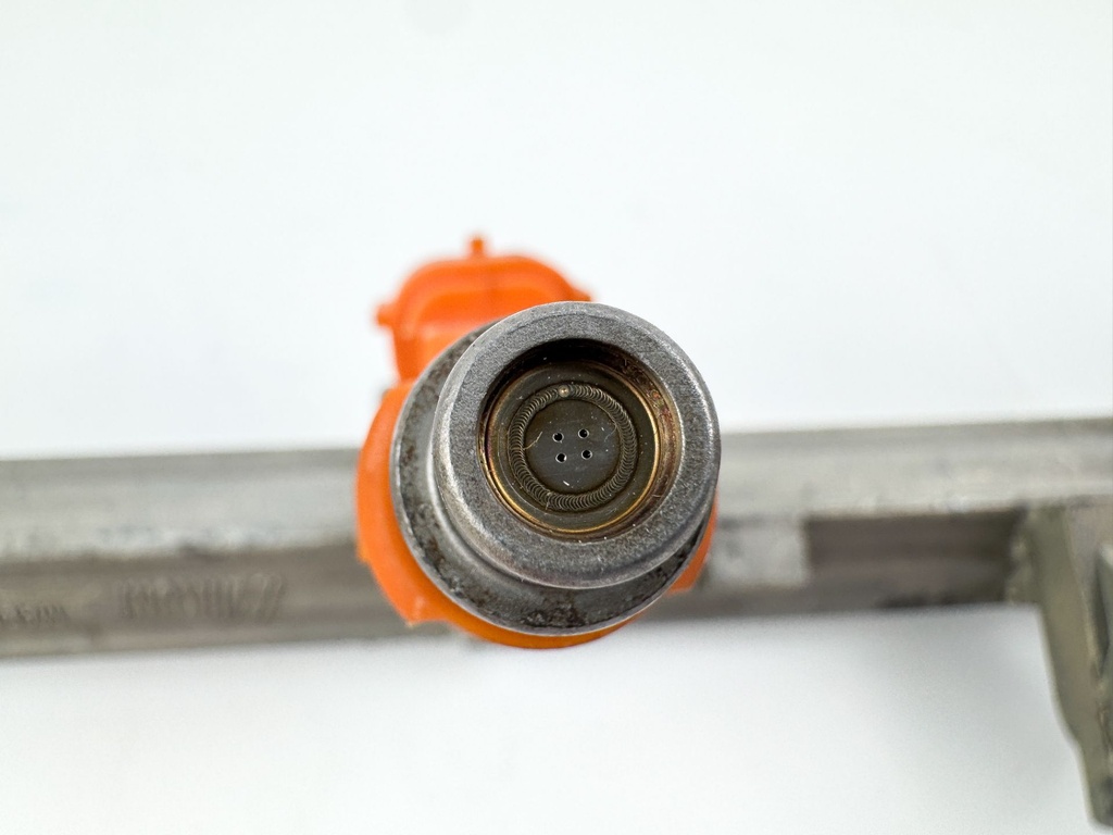 2003 Yamaha 115 HP 4 Stroke Outboard Fuel Injector Set Cleaned & Flow Tested