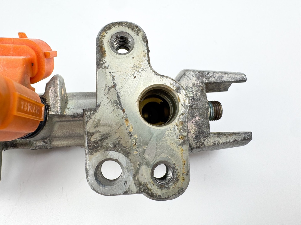 2003 Yamaha 115 HP 4 Stroke Outboard Fuel Injector Set Cleaned & Flow Tested