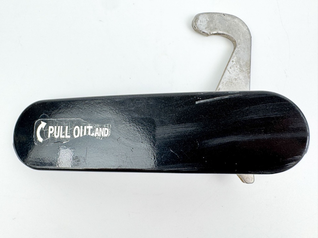 2009 Suzuki 250 HP 4 Stroke Outboard Port Latch Handle 61634-93J00-0EP OEM