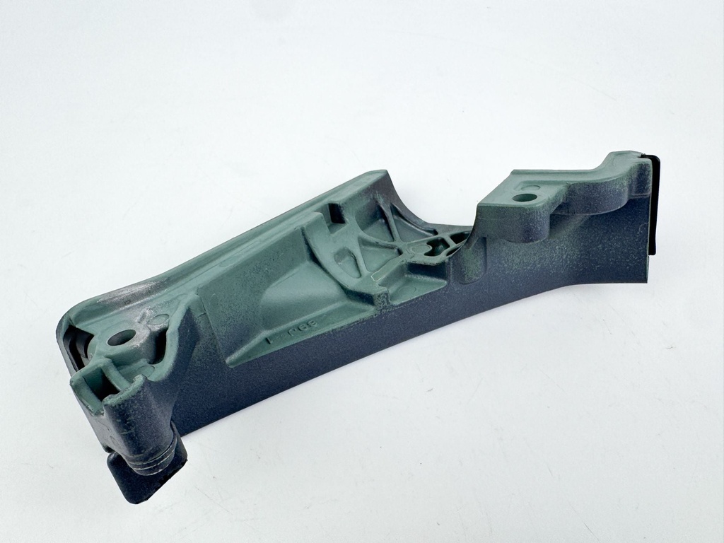 2005 Yamaha 225 HP 4 Stroke Outboard Cable Cover Plate 69J-42738-02-5B OEM