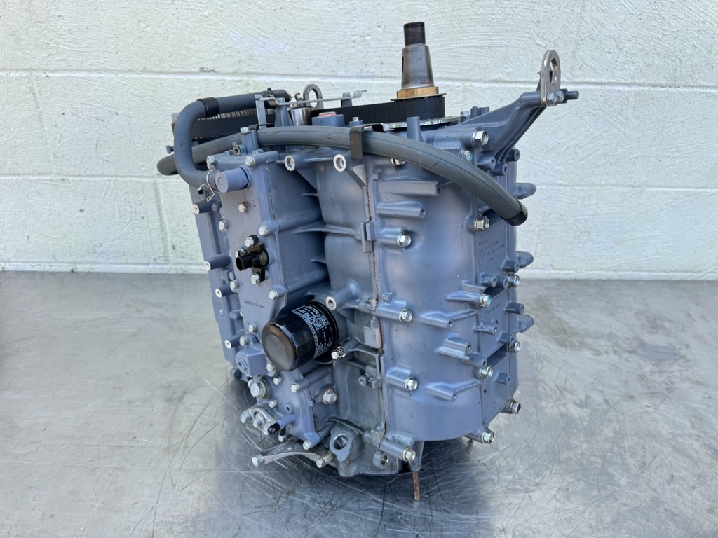 2003 Yamaha 115 HP 4 Stroke Outboard Powerhead  OEM