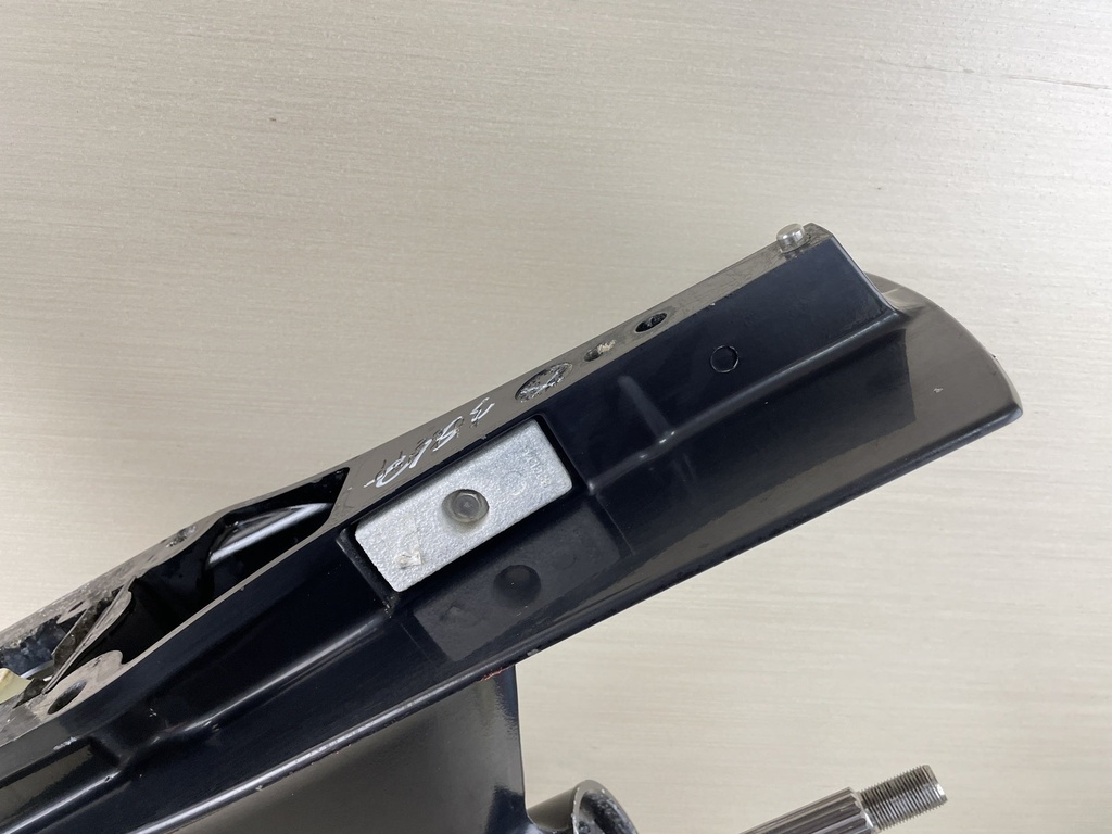 2007 Mercury 150HP Verado Outboard 25" XL Lower Unit Gear Case Assembly RH 880686T24