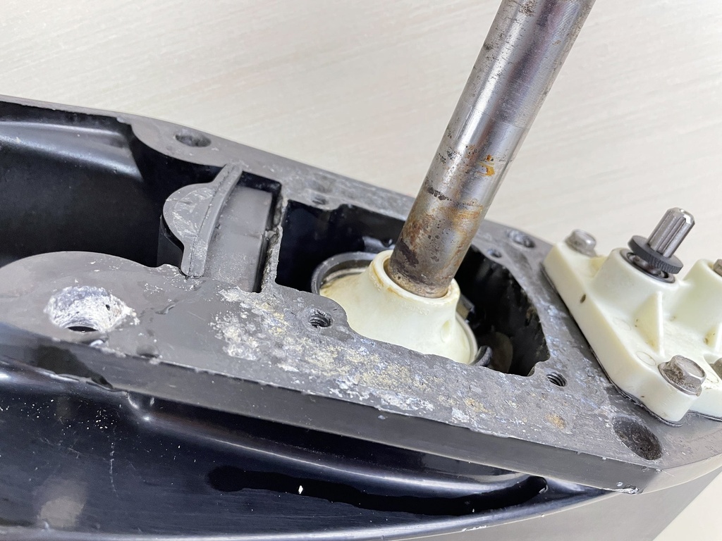 2007 Mercury 150HP Verado Outboard 25" XL Lower Unit Gear Case Assembly RH 880686T24