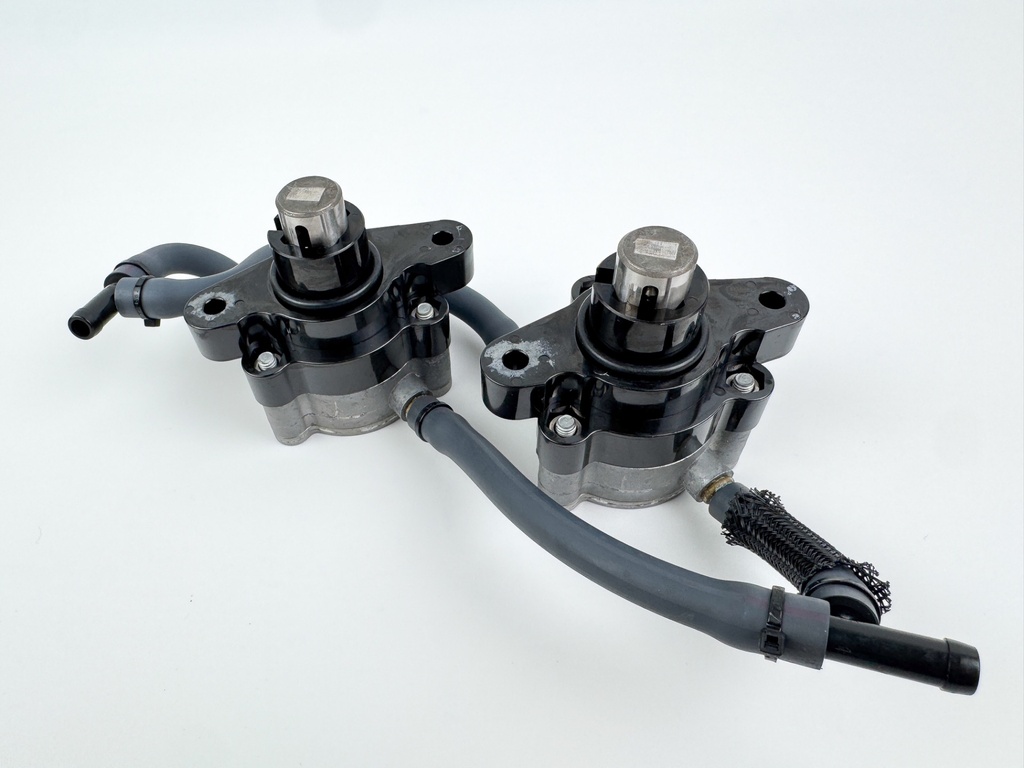 2008 Yamaha 150 HP 4 Stroke Outboard Fuel Pump Set 63P-24410-00-00 Tested