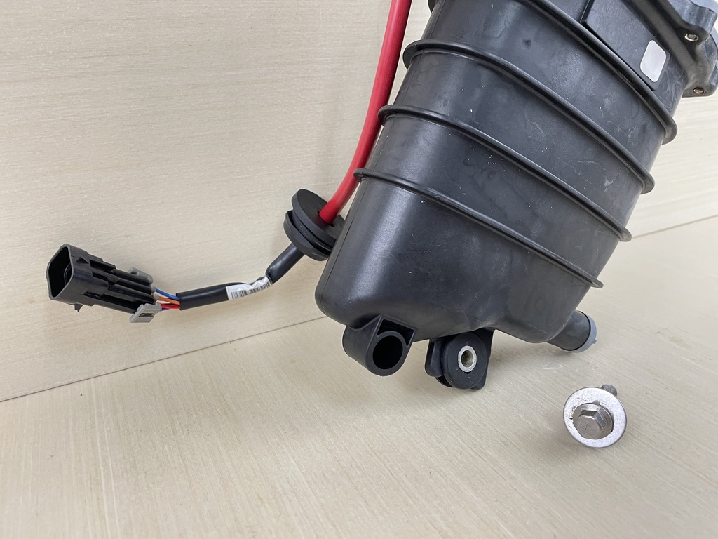 2007 Mercury 150HP 4 Stroke Verado L4 Outboard FSM Fuel Supply Module 8M0130901