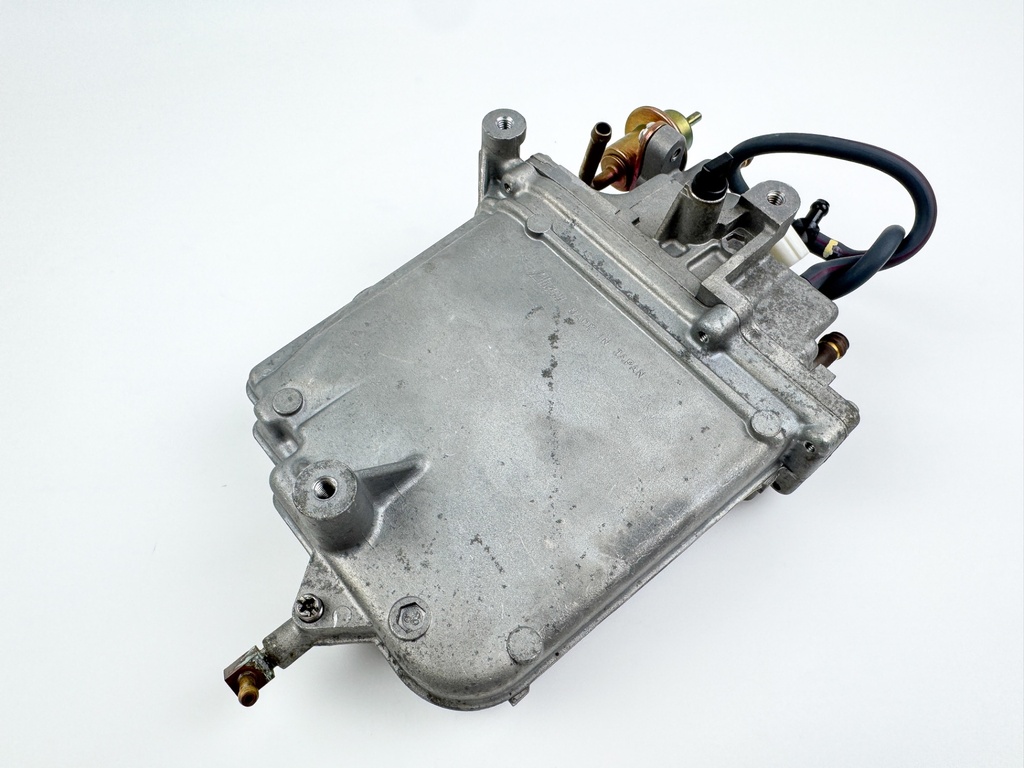 2008 Yamaha 150 HP 4 Stroke Outboard VST Float Chamber Assembly 63P-14180-01-00 Tested