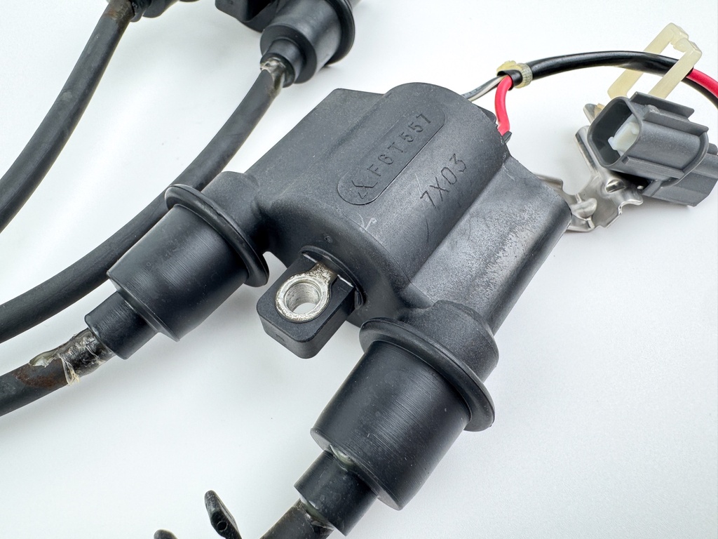 2008 Yamaha 150 HP 4 Stroke Outboard Ignition Coil Set 63P-82310-01-00 Tested