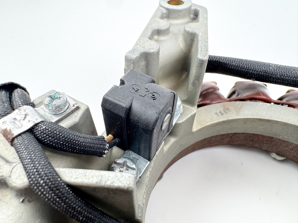 2008 Yamaha 150 HP 4 Stroke Coil Pulser Base Stator Assembly 63P-81460-00-00 Tested