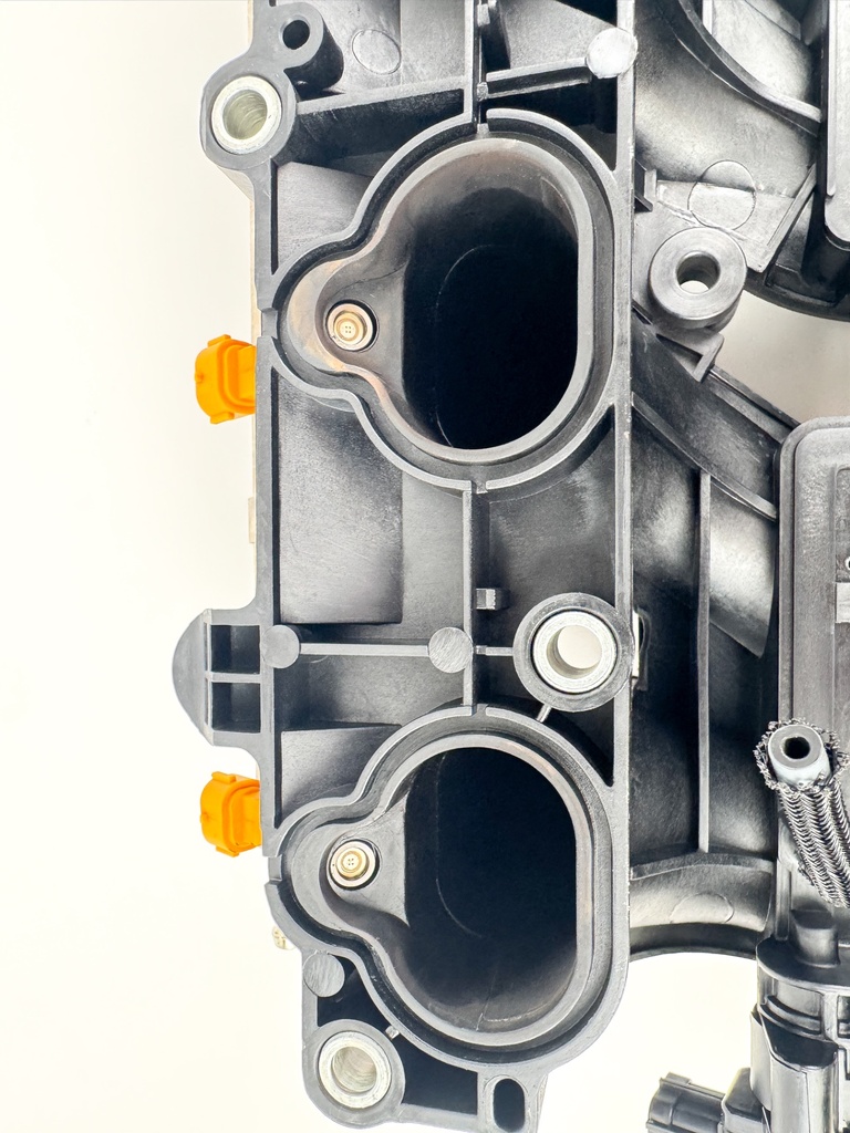 2008 Yamaha 150 HP 4 Stroke Intake Manifold & Throttle Body 63P-13751-01-00 Tested